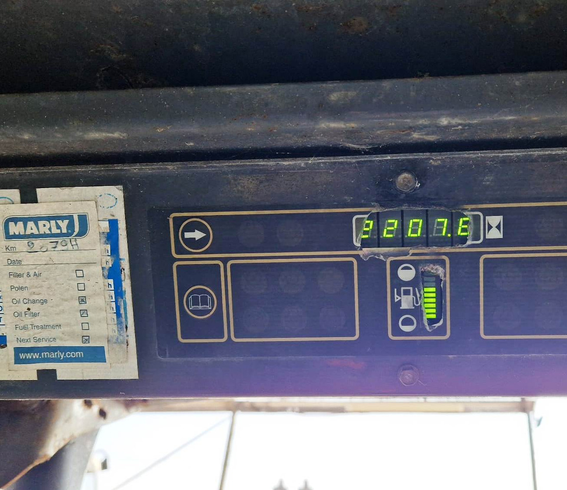 Minicargadora NEW HOLLAND S170: foto 8