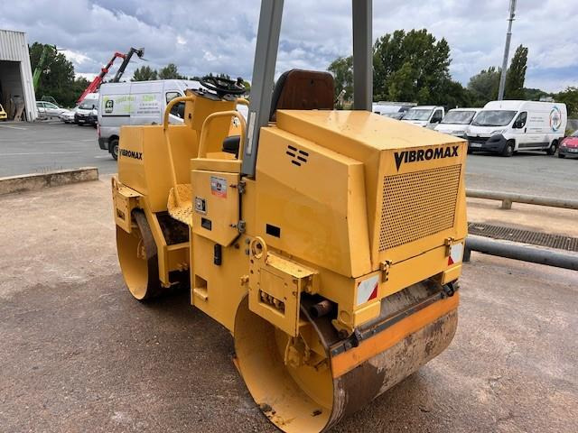 JCB VIBROMAX W255 2 BILLES - Apisonadora de asfalto: foto 2 JCB VIBROMAX W255 2 BILLES - Apisonadora de asfalto: foto 2