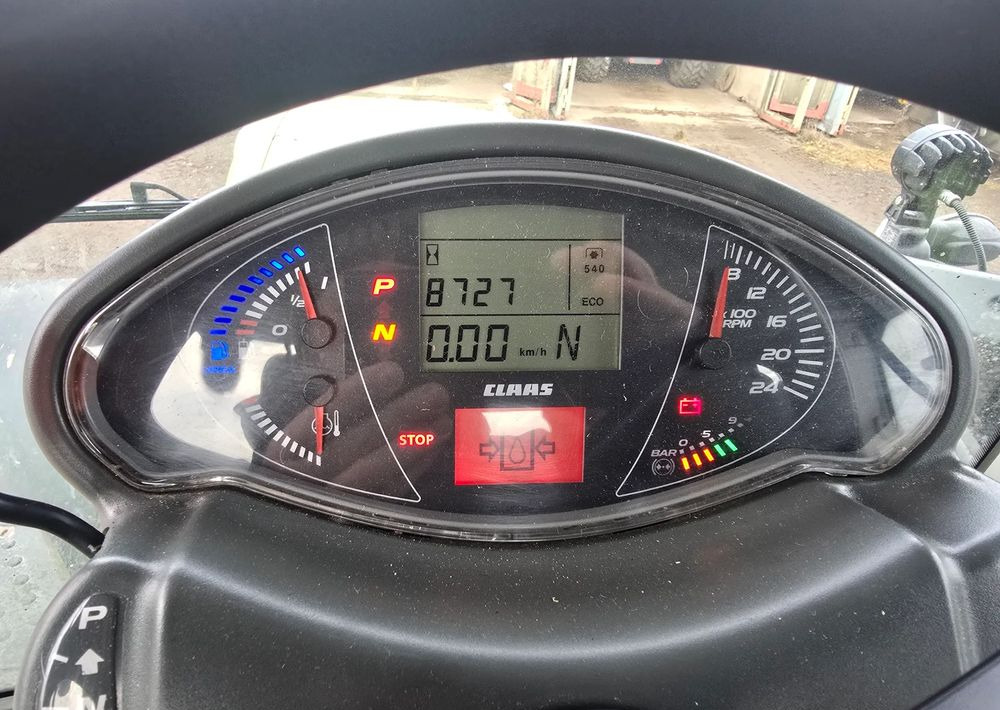 Claas Axion 850 Cmatic - Tractor: foto 4 Claas Axion 850 Cmatic - Tractor: foto 4
