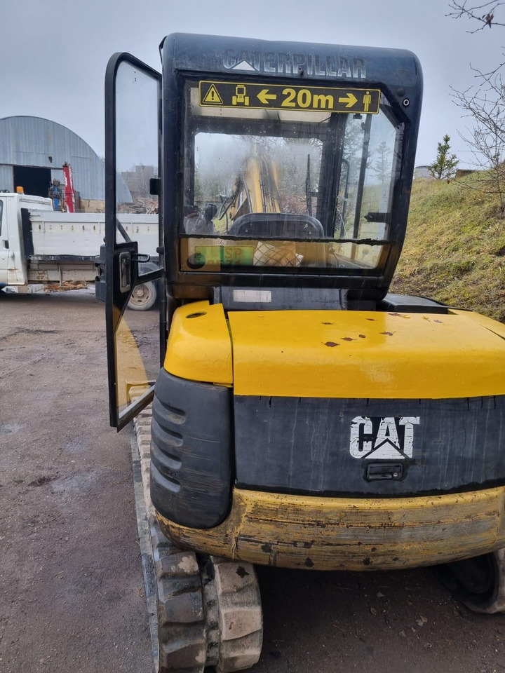 CATERPILLAR 304.5 - Miniexcavadora: foto 3 CATERPILLAR 304.5 - Miniexcavadora: foto 3