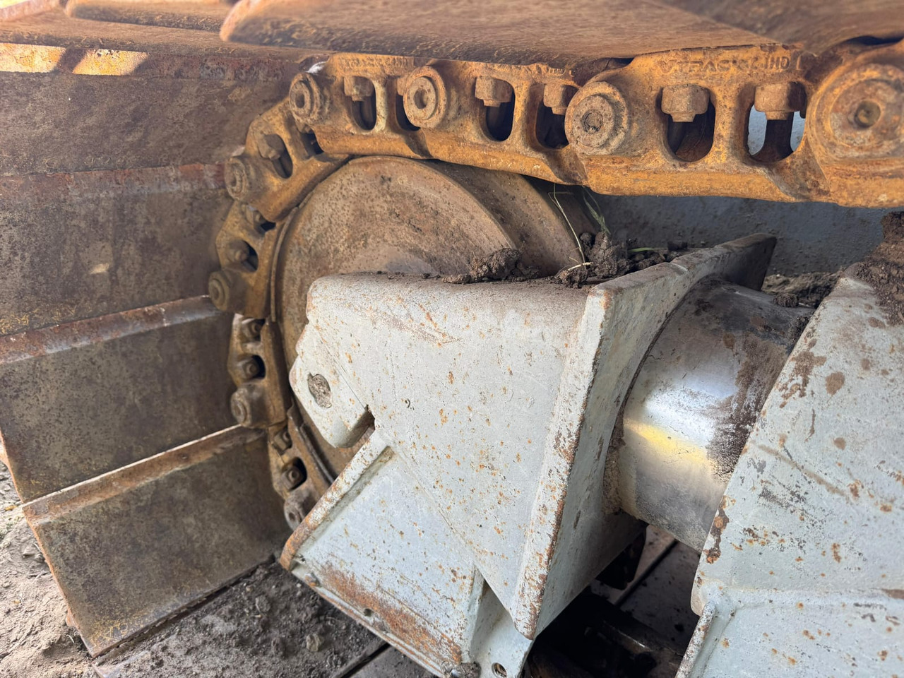 Bulldozer CATERPILLAR D4H LGP: foto 8