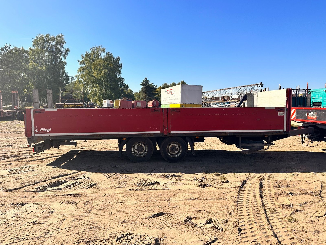 Fliegl TPS 18 - Remolque plataforma/ Caja abierta: foto 4 Fliegl TPS 18 - Remolque plataforma/ Caja abierta: foto 4