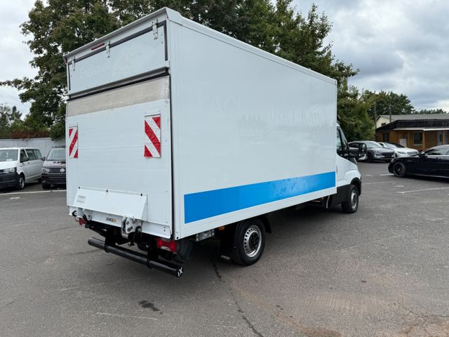 Iveco Daily Fahrgestell Einzelkabine 35 S ... Radstand - Furgoneta caja cerrada: foto 3 Iveco Daily Fahrgestell Einzelkabine 35 S ... Radstand - Furgoneta caja cerrada: foto 3