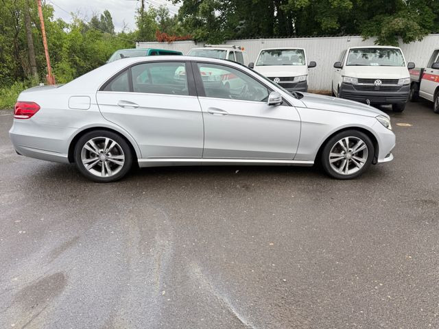 Mercedes-Benz E 300 E -Klasse Lim. E 300 BlueTec - Sedan: foto 5 Mercedes-Benz E 300 E -Klasse Lim. E 300 BlueTec - Sedan: foto 5