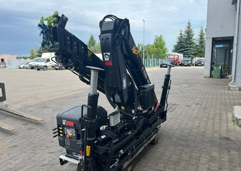 Inny 082 B-3 HiDuo - Grúa para camión: foto 4 Inny 082 B-3 HiDuo - Grúa para camión: foto 4