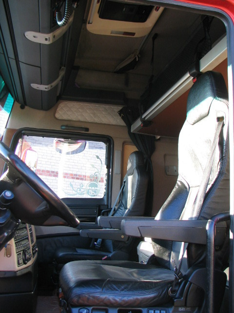 MAN TGX 18.500 LLS-U, SUPER STAN I WYGLĄD, EURO6 - Cabeza tractora: foto 4 MAN TGX 18.500 LLS-U, SUPER STAN I WYGLĄD, EURO6 - Cabeza tractora: foto 4