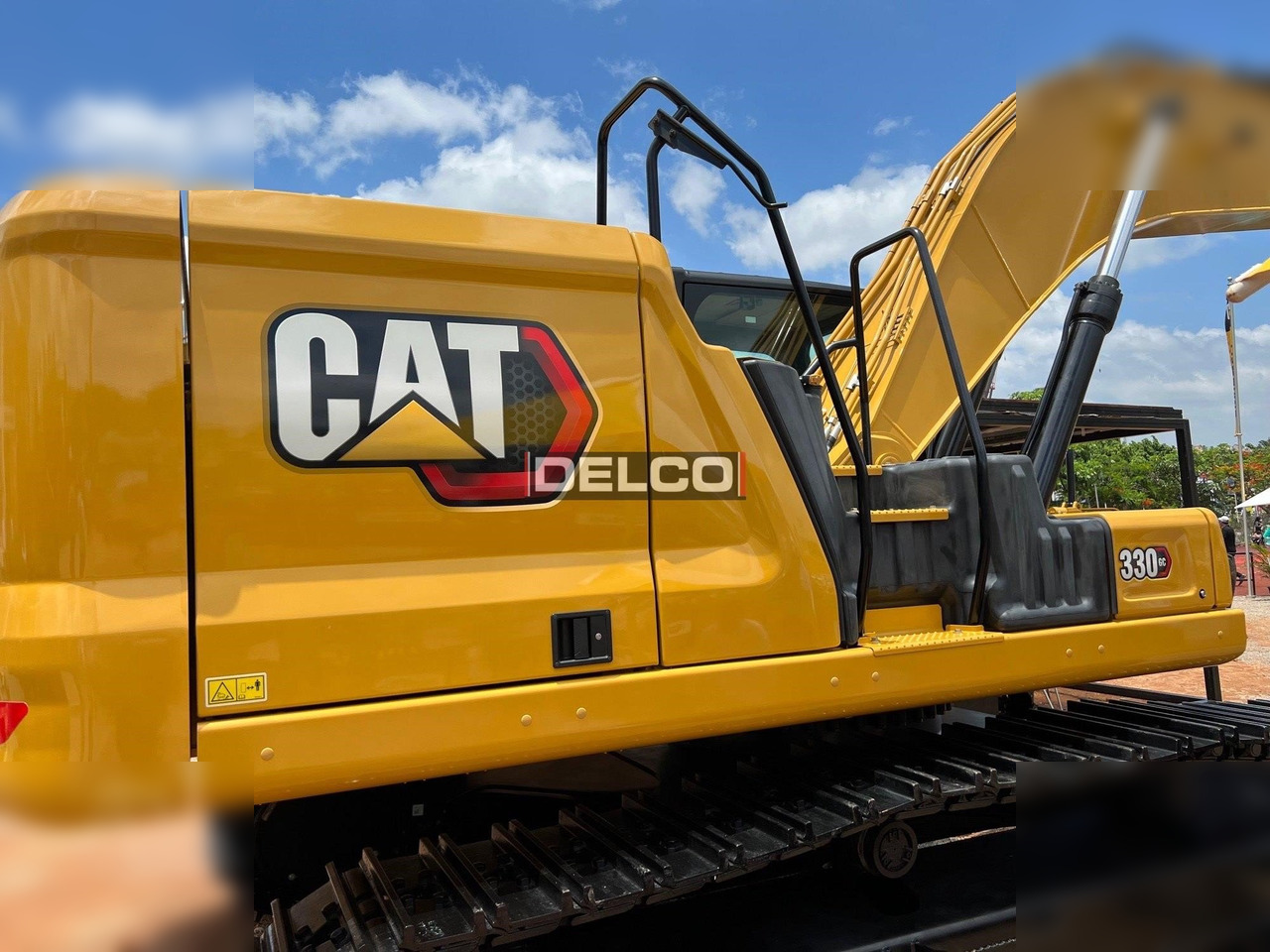 CATERPILLAR 330GC - Excavadora de cadenas: foto 1 CATERPILLAR 330GC - Excavadora de cadenas: foto 1