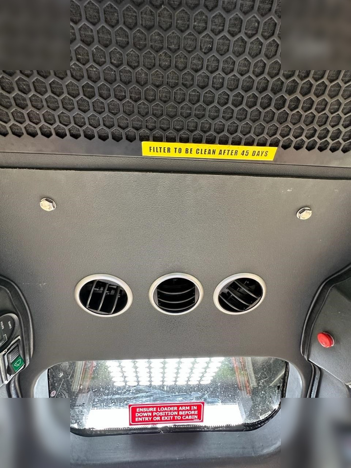 Minicargadora DELCO SSL175: foto 16