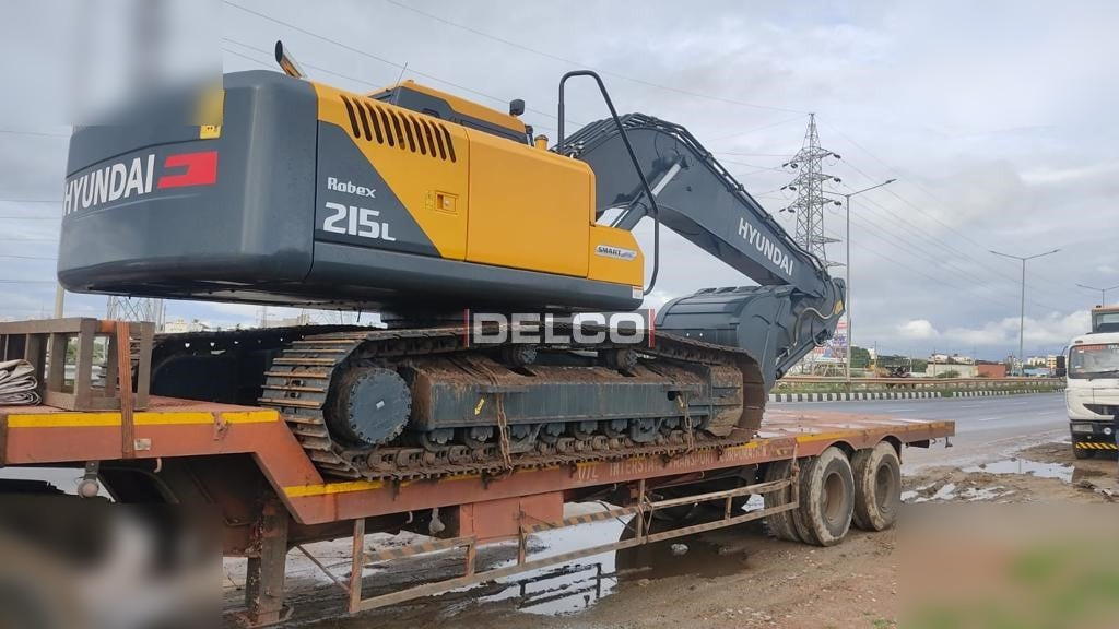 HYUNDAI ROBEX 215L SMART - Excavadora de cadenas: foto 4 HYUNDAI ROBEX 215L SMART - Excavadora de cadenas: foto 4