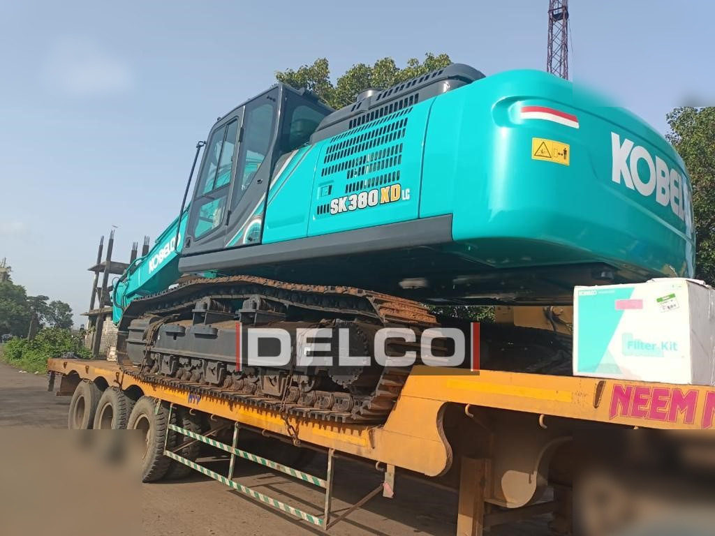 KOBELCO SK380XD LC-10 - Excavadora de cadenas: foto 3 KOBELCO SK380XD LC-10 - Excavadora de cadenas: foto 3