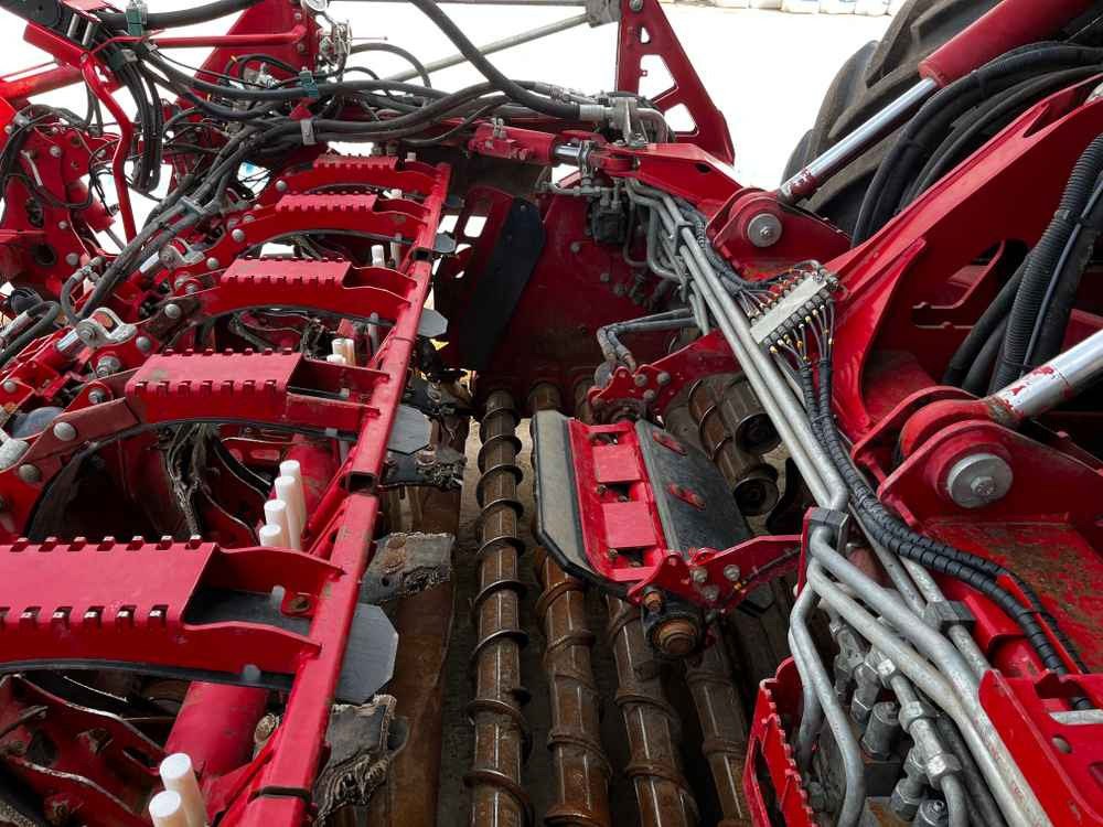 Grimme REXOR 6300 Platinum - Equipo para trabajo del suelo: foto 5 Grimme REXOR 6300 Platinum - Equipo para trabajo del suelo: foto 5