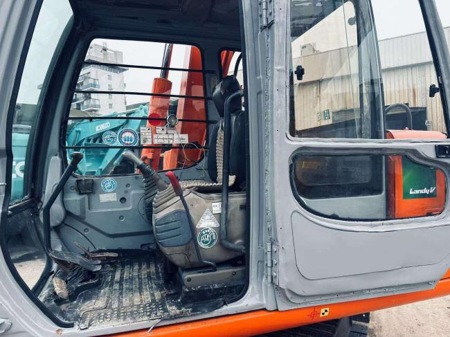 Hitachi EX60 - Excavadora de cadenas: foto 3 Hitachi EX60 - Excavadora de cadenas: foto 3