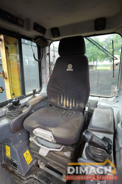 Komatsu D 65 PX-15 E0 ripper manual engine - 388cm wide - Bulldozer: foto 3 Komatsu D 65 PX-15 E0 ripper manual engine - 388cm wide - Bulldozer: foto 3