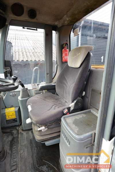 Liebherr L556 Like new!! Airco, quick coupler, skeleton bucket with teeths - Cargadora: foto 5 Liebherr L556 Like new!! Airco, quick coupler, skeleton bucket with teeths - Cargadora: foto 5