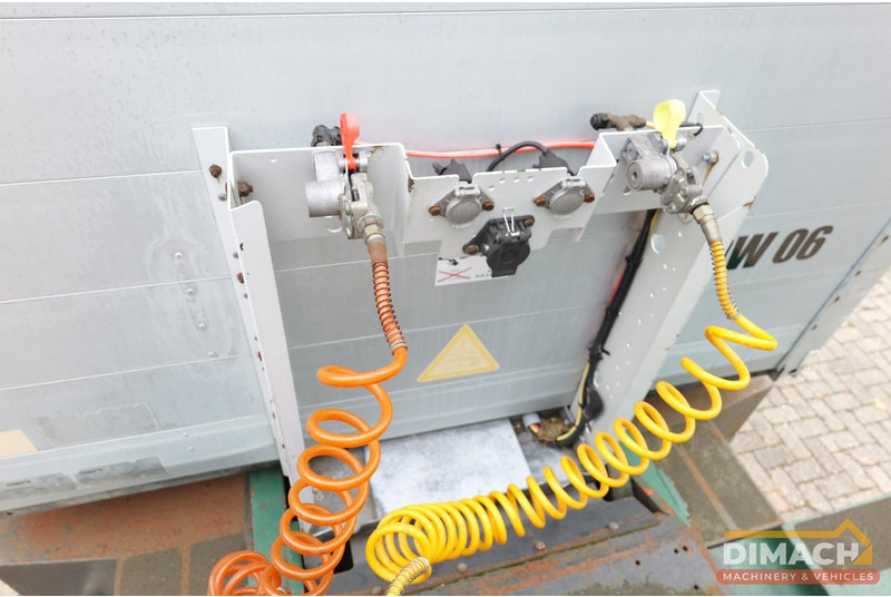 Leasing de Schmitz Cargobull SCS24/L-13.62 MB Schuifzeiloplegger mega schuifdak SAF assen NL trailer Schmitz Cargobull SCS24/L-13.62 MB Schuifzeiloplegger mega schuifdak SAF assen NL trailer: foto 18 Leasing de Schmitz Cargobull SCS24/L-13.62 MB Schuifzeiloplegger mega schuifdak SAF assen NL trailer Schmitz Cargobull SCS24/L-13.62 MB Schuifzeiloplegger mega schuifdak SAF assen NL trailer: foto 18