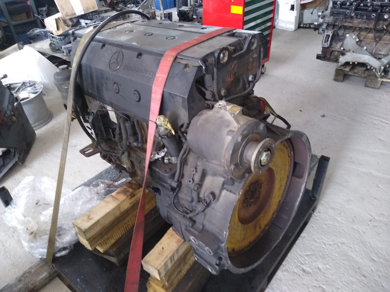 LIEBHERR om926 mp3 euro5 - Motor para Maquinaria de construcción: foto 1 LIEBHERR om926 mp3 euro5 - Motor para Maquinaria de construcción: foto 1