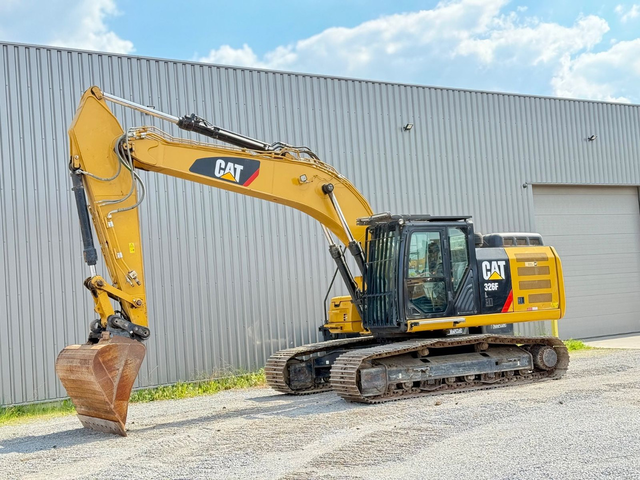 CAT 326FL - Excavadora de cadenas: foto 2 CAT 326FL - Excavadora de cadenas: foto 2