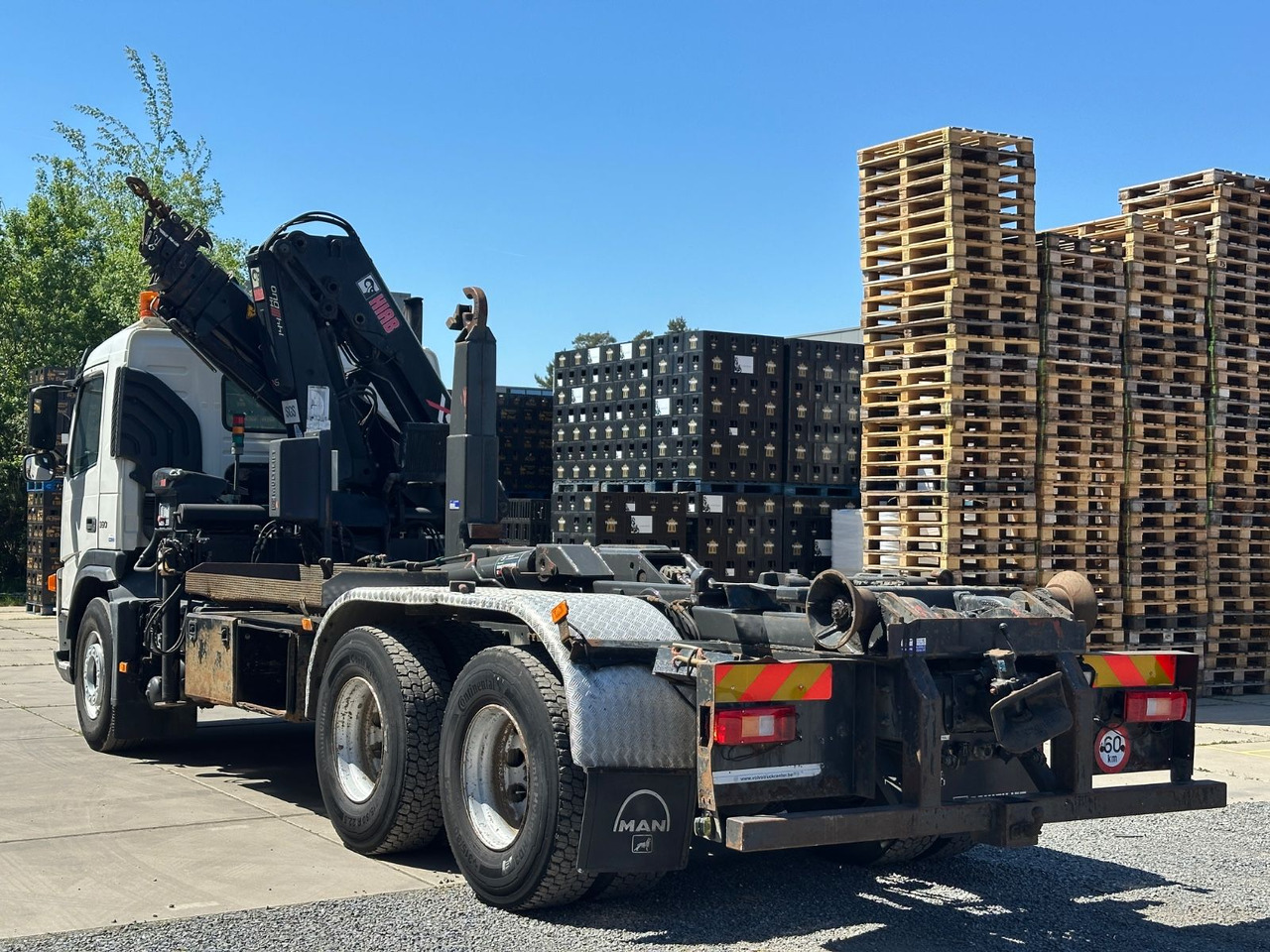 Volvo FM12 380 Hiab 144E-3 - Camión multibasculante: foto 5 Volvo FM12 380 Hiab 144E-3 - Camión multibasculante: foto 5