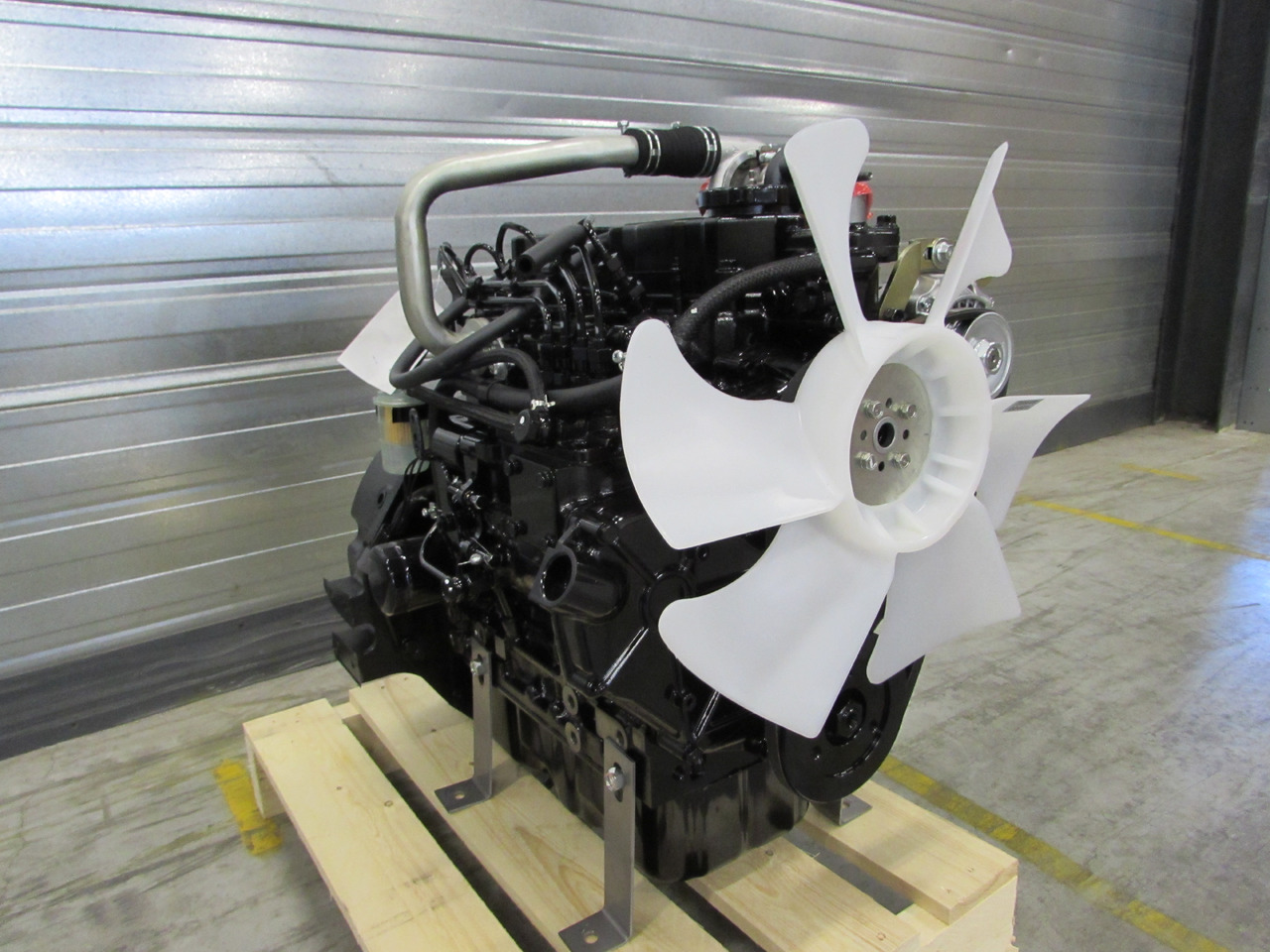 Mitsubishi New engine S4L2-Z5T61SD 17.7kw@1500 rpm stage 5 - Motor para Generador industriale: foto 4 Mitsubishi New engine S4L2-Z5T61SD 17.7kw@1500 rpm stage 5 - Motor para Generador industriale: foto 4