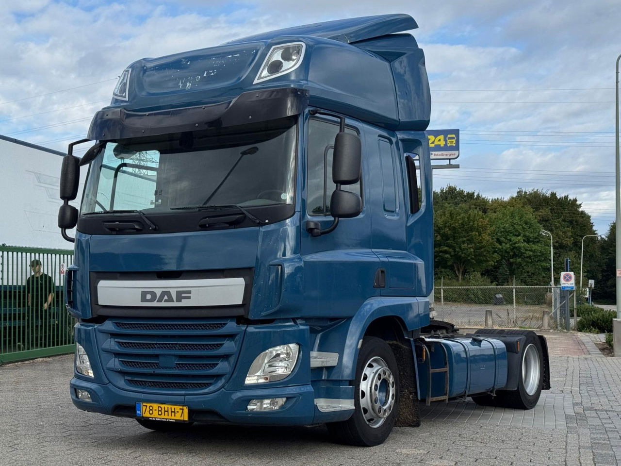 Cabeza tractora DAF CF 400 / Bj. 2016 / Euro 6 / Automaat: foto 1