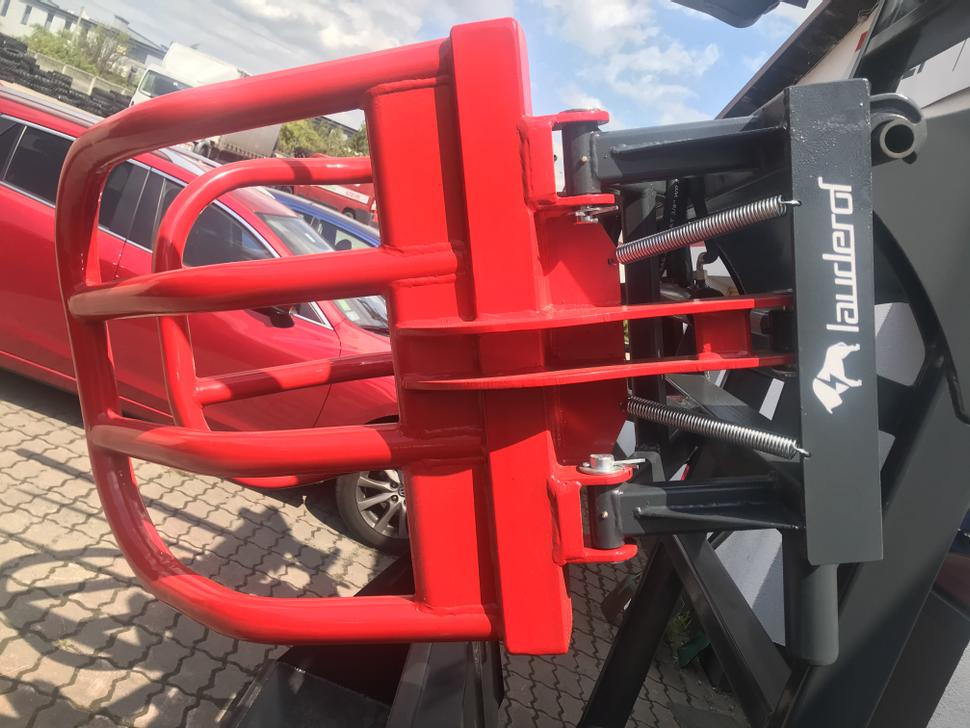 Lauderof Ballenzange / Bale grab / Pince à balles / Pinze per balle / Захват для рулонов / Chwytak do bel - Pinza de manipulación para Tractor: foto 4 Lauderof Ballenzange / Bale grab / Pince à balles / Pinze per balle / Захват для рулонов / Chwytak do bel - Pinza de manipulación para Tractor: foto 4