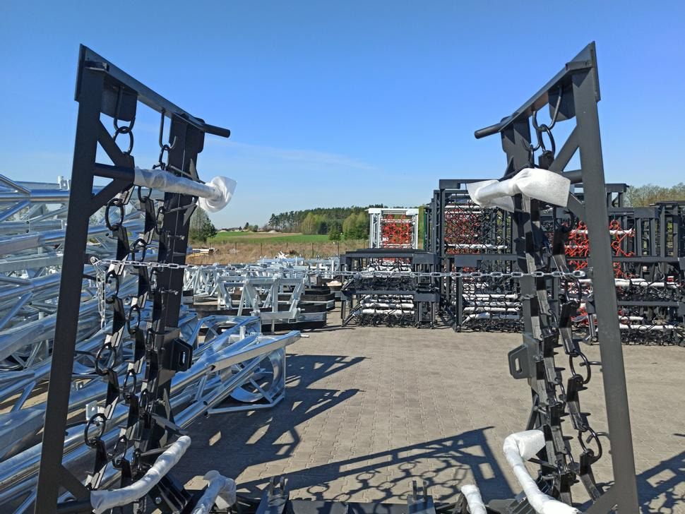 Metal-Technik Wiesenegge / Meadow harrow / Herse de prairie / Strigliatrice / Lanza de prado / Полевая волокуша / Włóka łąkowa 6 m - Rastra de cadenas: foto 5 Metal-Technik Wiesenegge / Meadow harrow / Herse de prairie / Strigliatrice / Lanza de prado / Полевая волокуша / Włóka łąkowa 6 m - Rastra de cadenas: foto 5