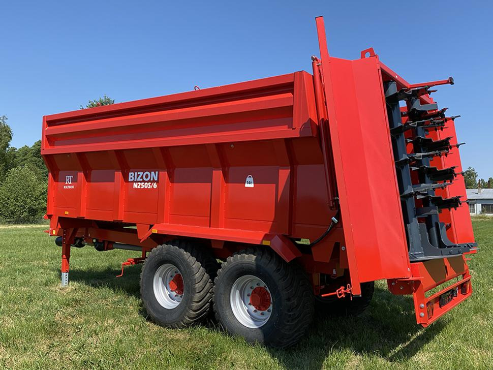 Roltrans Miststreuer / Manure spreader / Epandeur à fumier / Spandiletame / Разбрасыватель органических удобрений / Rozrzutnik obornika N205S/6 BIZON 14 t - Esparcidor de estiércol: foto 5 Roltrans Miststreuer / Manure spreader / Epandeur à fumier / Spandiletame / Разбрасыватель органических удобрений / Rozrzutnik obornika N205S/6 BIZON 14 t - Esparcidor de estiércol: foto 5
