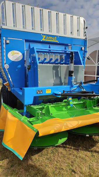 Remolque autocargador ZAMET Mähladewagen / Green forage mower / Remorque autochargeuse / Autocaricante / Carro per foraggio con falciatrice a tamburo / Самозагружающийся прицеп с косилкой / Przyczepa samozaładowcza 19 m3: foto 6