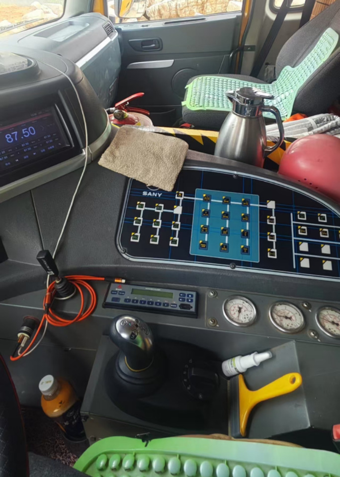 SANY STC1300 - Autogrúa: foto 4 SANY STC1300 - Autogrúa: foto 4