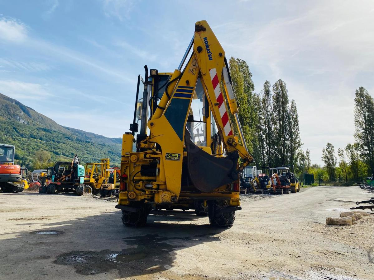 KOMATSU Tractopelle WB70 (NET DE TVA) - Retroexcavadora: foto 4 KOMATSU Tractopelle WB70 (NET DE TVA) - Retroexcavadora: foto 4