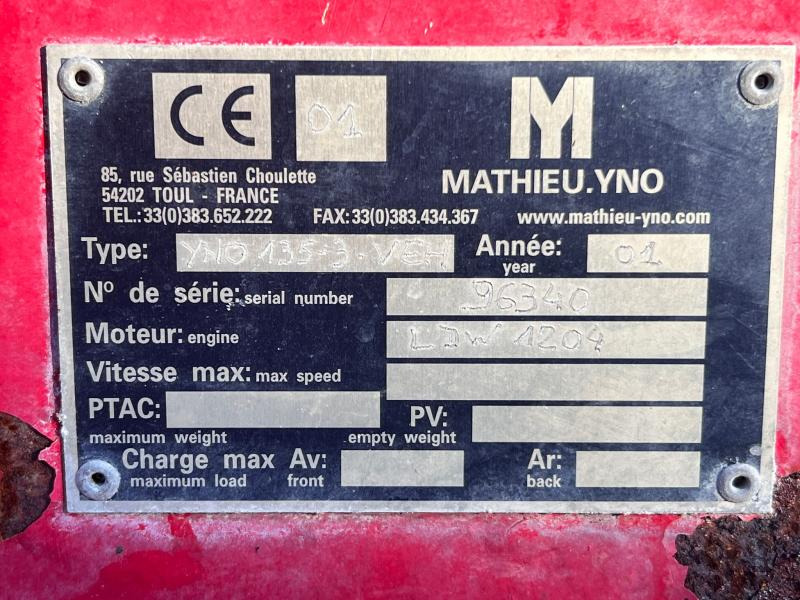 Barredora vial YNO 135-3 VEH Balayeuse diesel: foto 12