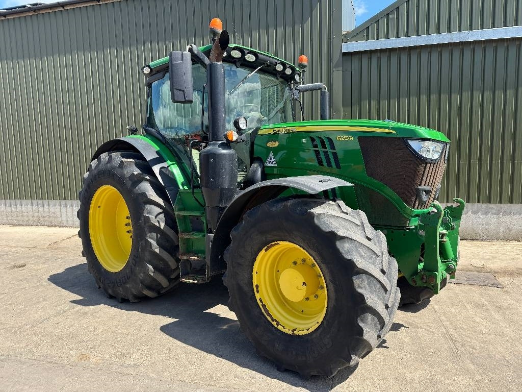 John Deere 6215 R AutoPower - Tractor: foto 3 John Deere 6215 R AutoPower - Tractor: foto 3