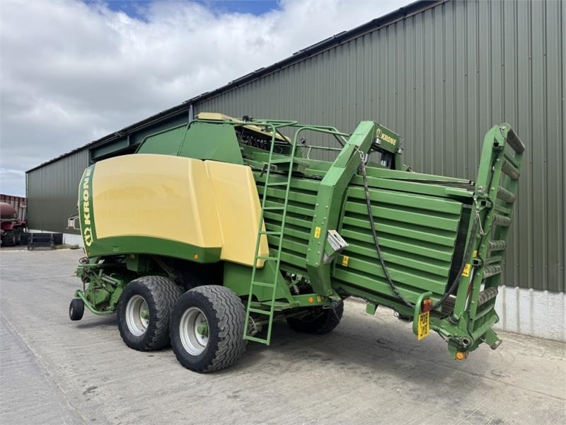 Krone Krone Big Pack 12130 Square Baler - Empacadora de pacas cuadradas: foto 2 Krone Krone Big Pack 12130 Square Baler - Empacadora de pacas cuadradas: foto 2
