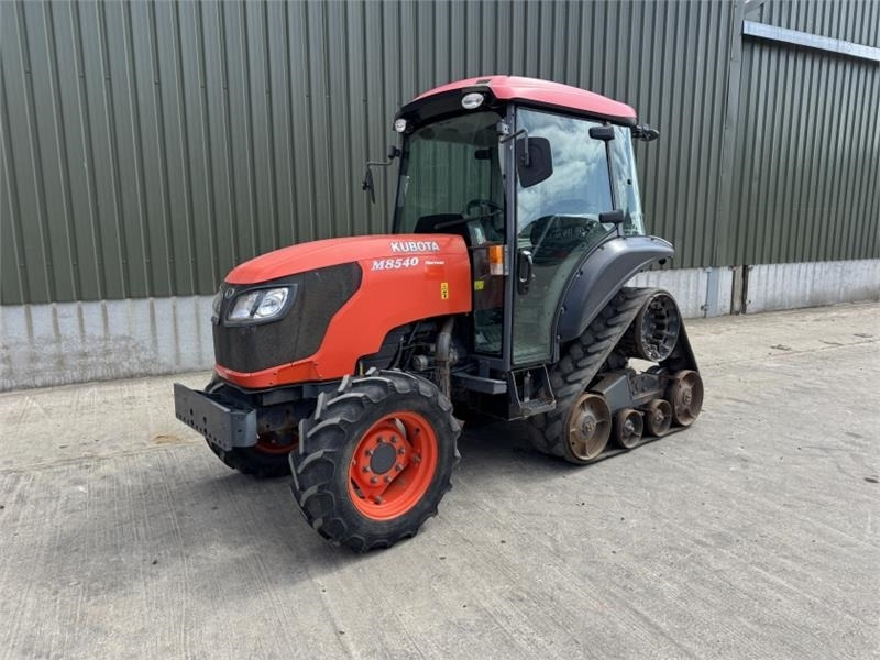 Kubota M8540 Narrow Half Track *85 HP* - Tractor: foto 1 Kubota M8540 Narrow Half Track *85 HP* - Tractor: foto 1