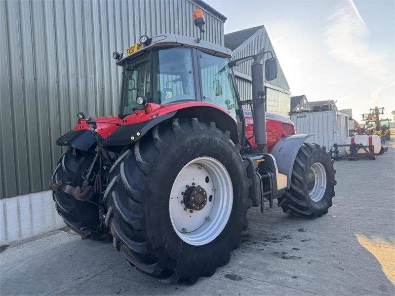 Massey Ferguson 8480 Dyna-VT - Tractor: foto 2 Massey Ferguson 8480 Dyna-VT - Tractor: foto 2