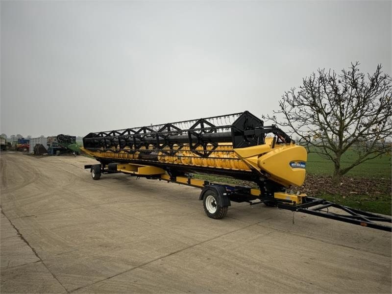 New Holland 41ft Varifeed Header - Accesorios para cosechadoras: foto 1 New Holland 41ft Varifeed Header - Accesorios para cosechadoras: foto 1