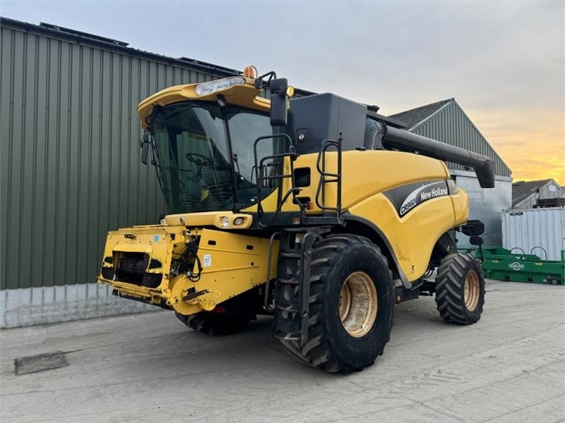 New Holland CR960 c/w 24ft Header **Video Below** - Accesorios para cosechadoras: foto 3 New Holland CR960 c/w 24ft Header **Video Below** - Accesorios para cosechadoras: foto 3