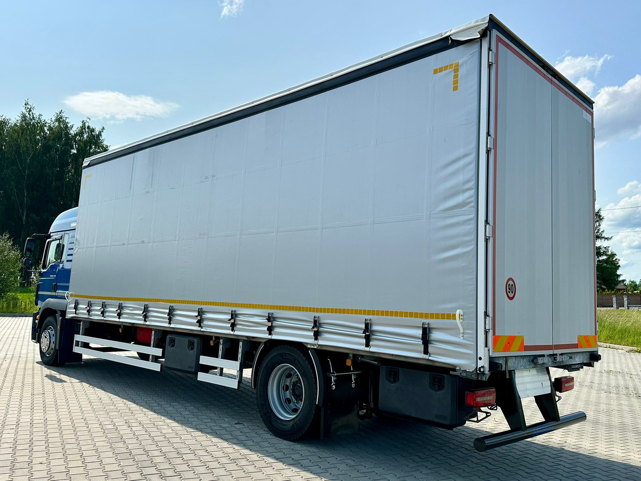 MAN TGM 18.320 / FIRANKA / 20 EUROPALET / 8.3 M DŁUGOŚCI / AUTOMAT / SYPIALKA / 2018 ROK / 9 809 KG ŁADOWNOŚCI - Camión lona: foto 3 MAN TGM 18.320 / FIRANKA / 20 EUROPALET / 8.3 M DŁUGOŚCI / AUTOMAT / SYPIALKA / 2018 ROK / 9 809 KG ŁADOWNOŚCI - Camión lona: foto 3