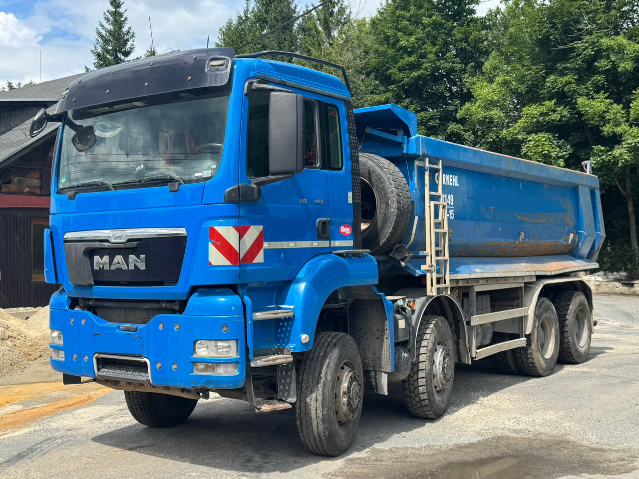 MAN TGS 35.440 / WYWROTKA / 8X8 / TYLNOZSYPOWA / 220 TYS KM / 2015 / E5 - Camión volquete: foto 2 MAN TGS 35.440 / WYWROTKA / 8X8 / TYLNOZSYPOWA / 220 TYS KM / 2015 / E5 - Camión volquete: foto 2