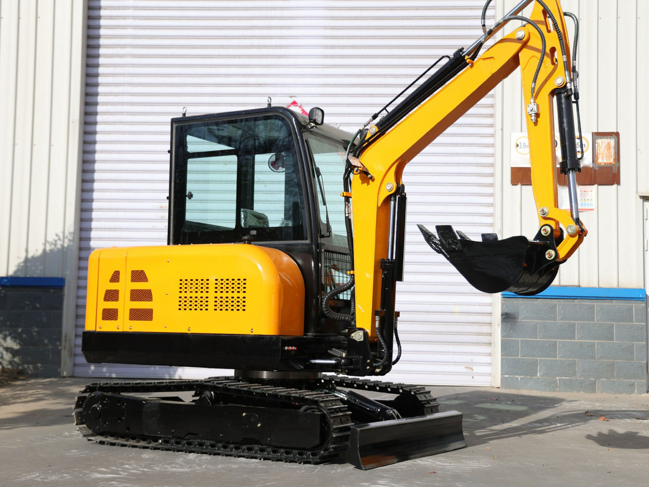 KUBOTA Diesel Mini excavator 3.5 Ton - Müller Machinery MB 35 - KSH - Miniexcavadora: foto 4 KUBOTA Diesel Mini excavator 3.5 Ton - Müller Machinery MB 35 - KSH - Miniexcavadora: foto 4