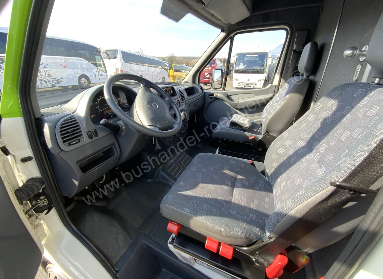 Foto del interior 1: Leasing de Mercedes-Benz 416 CDI Sprinter Mercedes-Benz 416 CDI Sprinter