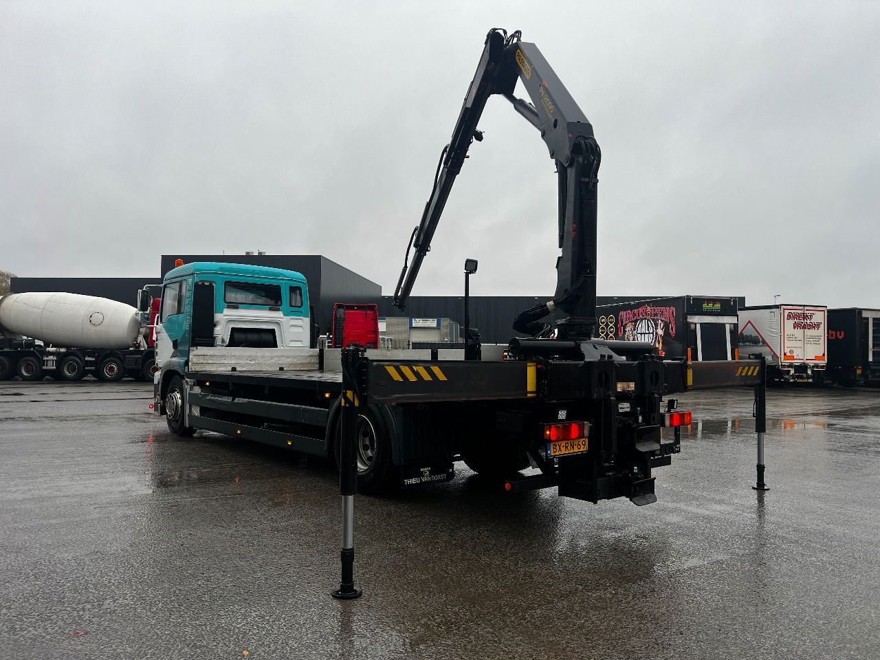 MAN TGA 18.310 met Palfinger PK12000 kraan - Camión grúa: foto 4 MAN TGA 18.310 met Palfinger PK12000 kraan - Camión grúa: foto 4