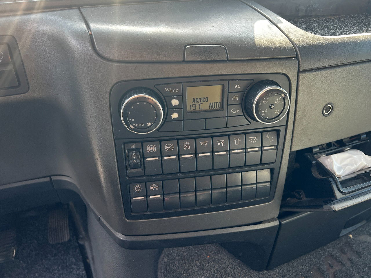 Camión lona MAN TGS 26.400 6x2, Euro 5: foto 10