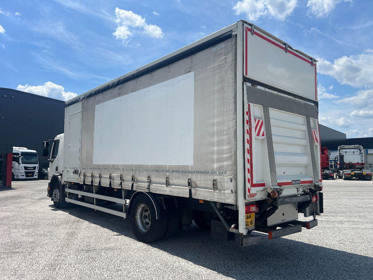 Volvo FE 250 Euro 6, 19T - Camión lona: foto 4 Volvo FE 250 Euro 6, 19T - Camión lona: foto 4