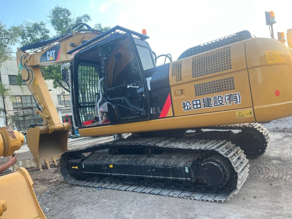 CAT 324 D L - Excavadora de cadenas: foto 1 CAT 324 D L - Excavadora de cadenas: foto 1