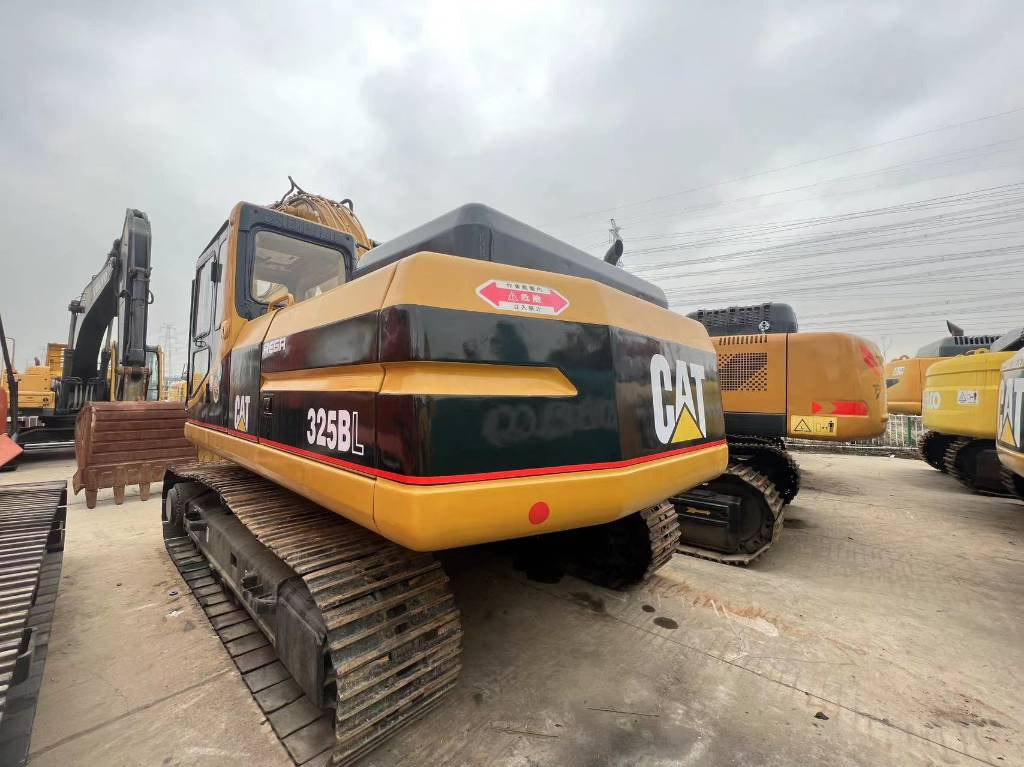 CAT 325 B L - Excavadora de cadenas: foto 2 CAT 325 B L - Excavadora de cadenas: foto 2