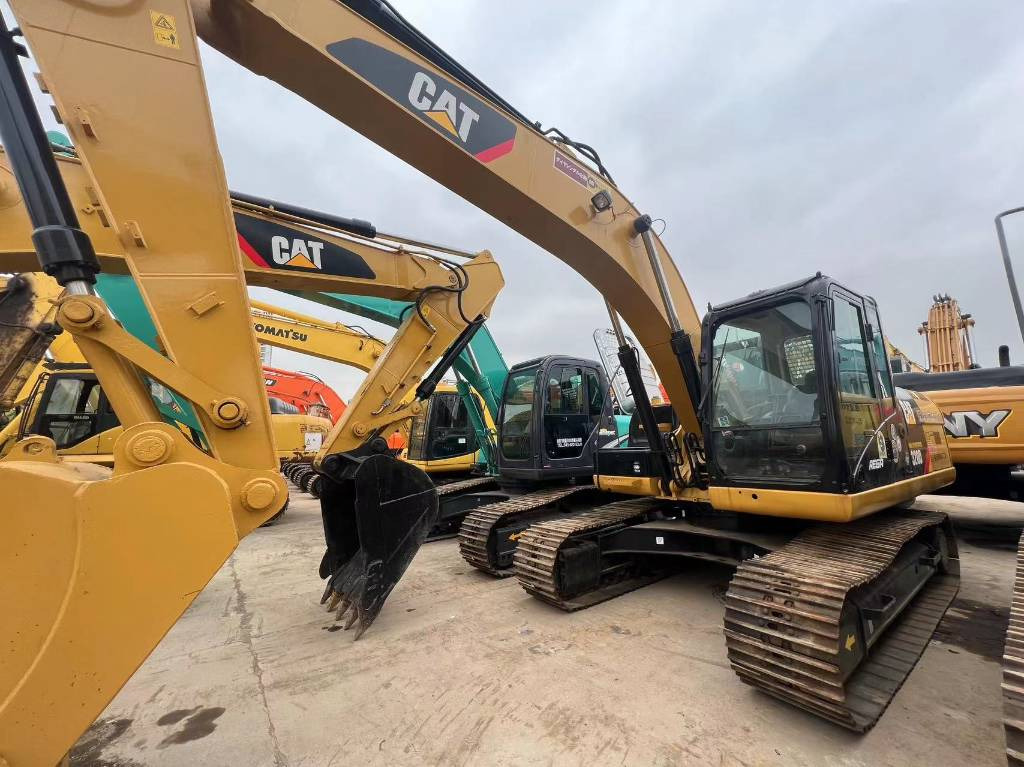 CAT 325 B L - Excavadora de cadenas: foto 5 CAT 325 B L - Excavadora de cadenas: foto 5