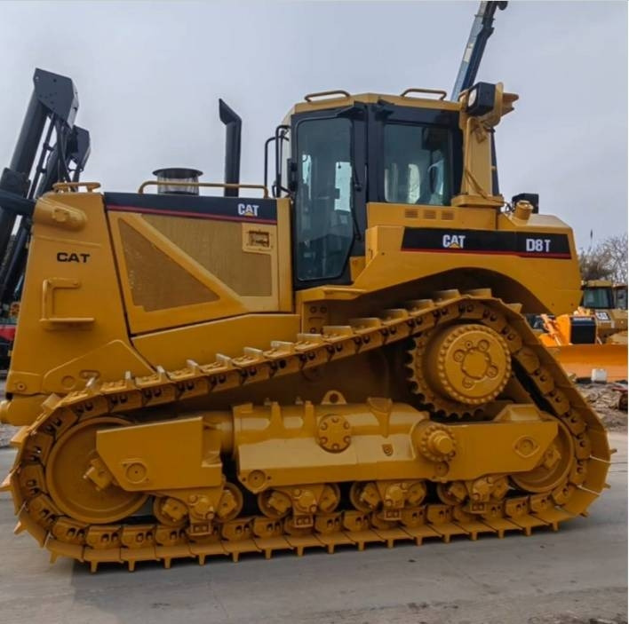 CAT D 8 T - Bulldozer: foto 1 CAT D 8 T - Bulldozer: foto 1