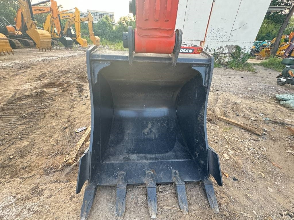 Doosan DX 225 LC - Excavadora de cadenas: foto 3 Doosan DX 225 LC - Excavadora de cadenas: foto 3