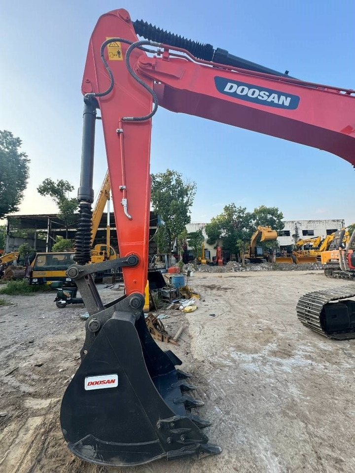 Doosan DX 225 LC - Excavadora de cadenas: foto 4 Doosan DX 225 LC - Excavadora de cadenas: foto 4